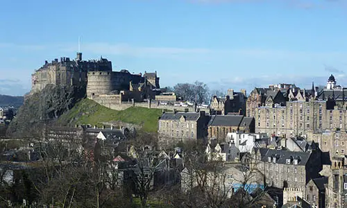 1024px-Edinburgh_Castle_from_the_south_east