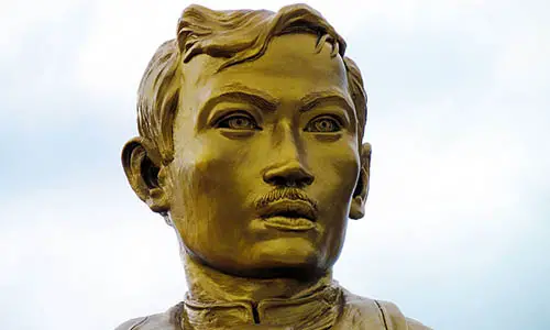 800px-Dr._Jose_P._Rizal_Monument