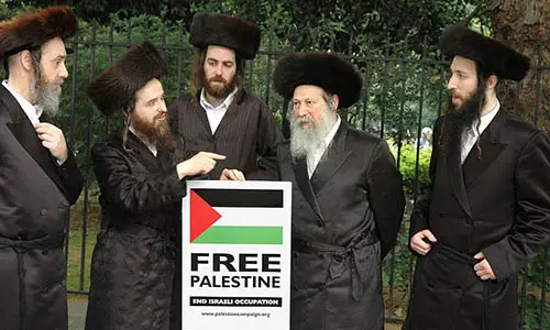 Members_of_Neturei_Karta_Orthodox_Jewish_group_protest_against_Israel