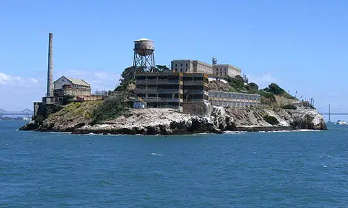 800px-Alcatraz_Island