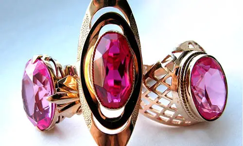 Soviet_Gold_Rings_with_Synthetic_Rubies