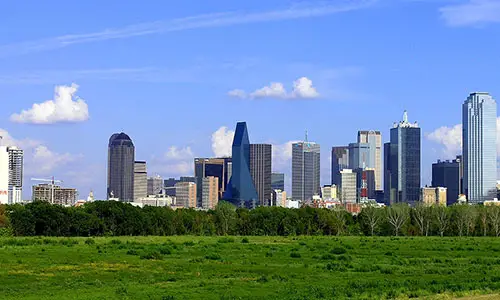 1280px-Dallas,_Texas_Skyline_2005