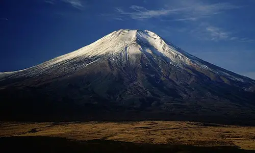 800px-Mount_Fuji_from_Hotel_Mt_Fuji_1994-11-29
