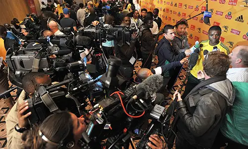 800px-Media_coverage_of_World_Cup_2010-06-12_4